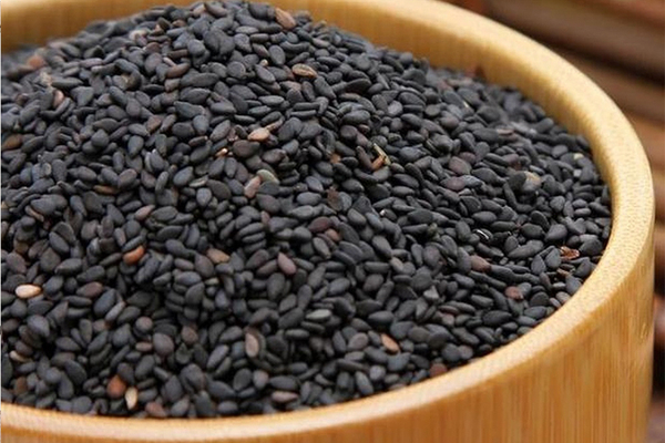 Black Hulled Roasted Sesame Seeds